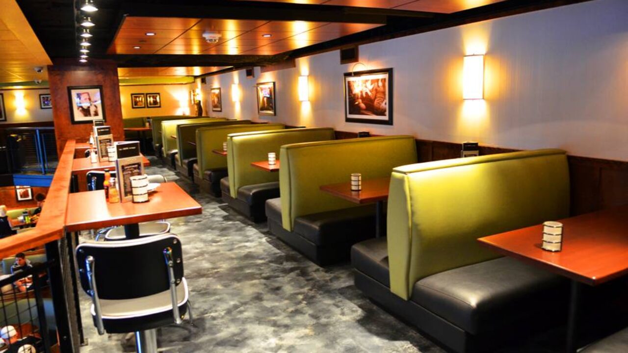 Your Complete Guide to Restaurant Booths