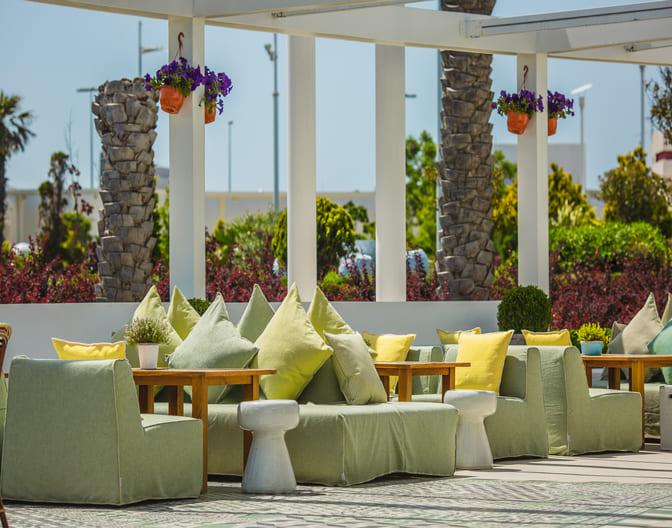 A picture showing a rooftop garden outdoor patio restaurant