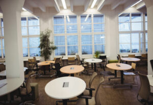 Popular Café Chair Options in 2026