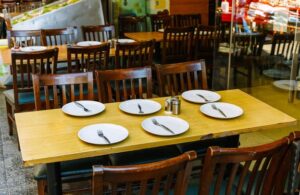 Popular restaurant table options in 2025