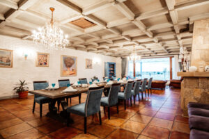 Restaurant chair arranged beautifully in the restaurant dining area