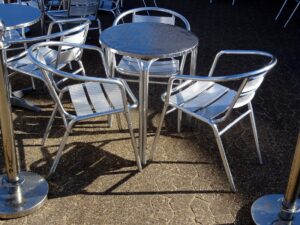 aluminum outdoor furniture