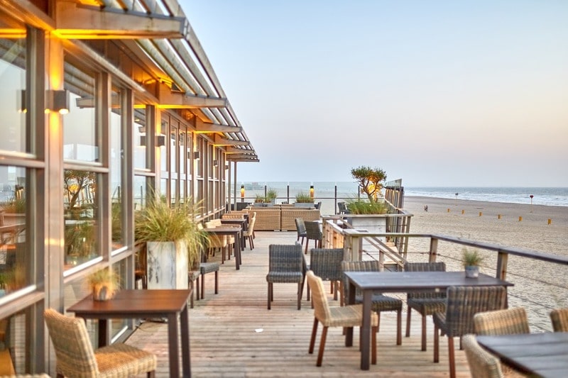 choose best restaurant outdoor location 