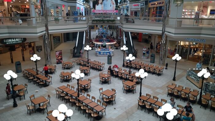 mall food court