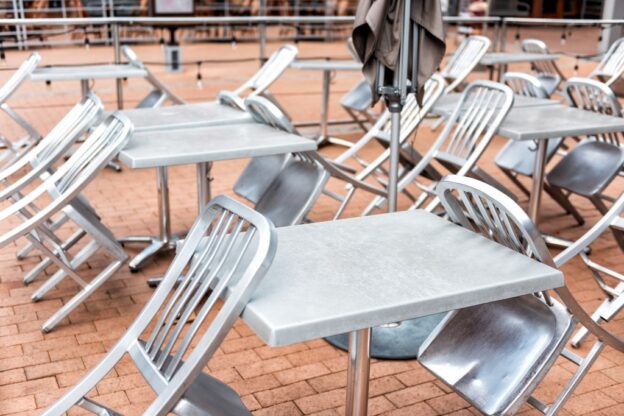 Restaurant Patio Furniture, Which Is Better For Outdoor Furniture Steel Or Aluminum