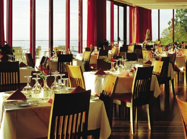 restaurant furniture types