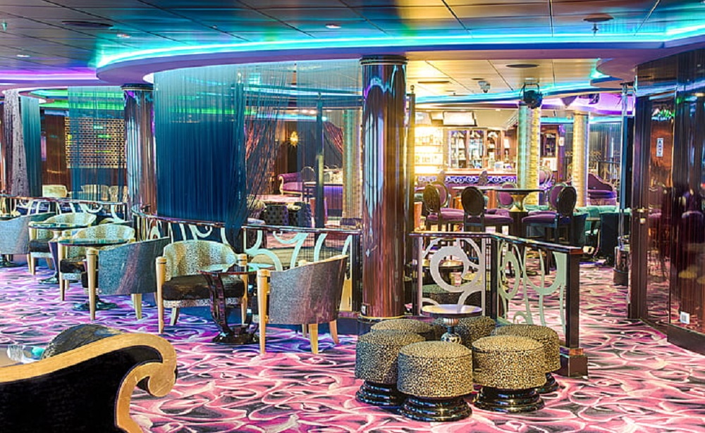 retro-style-furniture