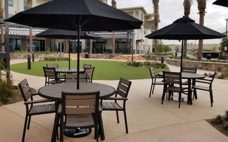 Outdoor Restaurant Furniture